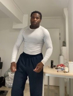 Profil de Boman, un homme célibataire de 28 ans à Boulogne-Billancourt