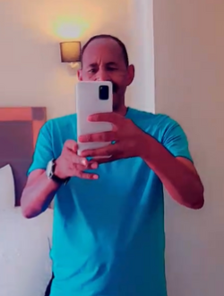 profile picture 0