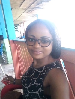 Profil de Huguette, une femme célibataire de 38 ans à Akono