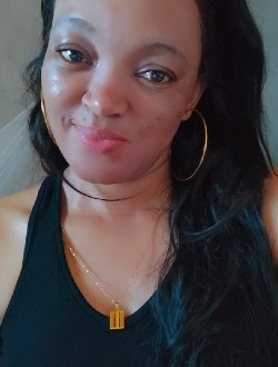 Profil de Madeleine, une femme célibataire de 37 ans à Yaoundé