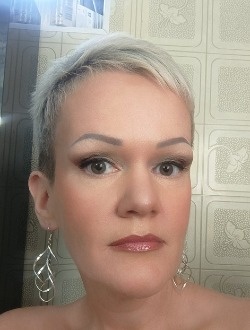 Profil de Angelique, une femme célibataire de 46 ans à Anderlues