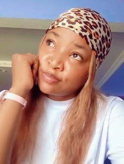 Profil de Andrealuna, une femme célibataire de 27 ans à Douala