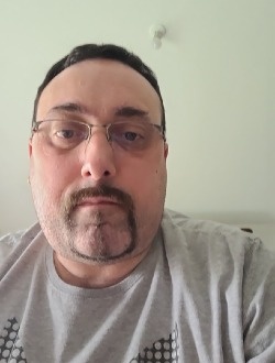 Profil de Loopingtaz, un homme célibataire de 49 ans à Andard