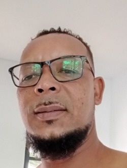 Profil de Ludo, un homme célibataire de 43 ans à Beau Bassin-Rose Hill