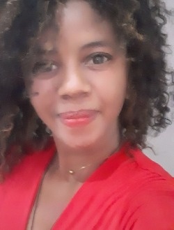 Profil de Louise, une femme célibataire de 40 ans à Antanambao-Manampotsy