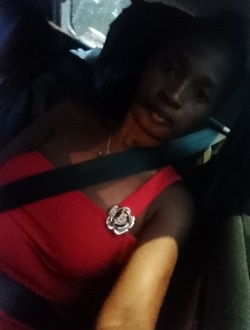 Profil de Léonie, une femme célibataire de 28 ans à Abancourt
