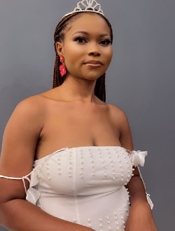 Profil de Raissa, une femme célibataire de 26 ans à Yaoundé