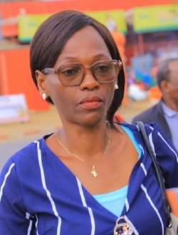Profil de Géraldine, une femme célibataire de 44 ans à Libreville