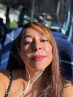 Profil de Leila, une femme célibataire de 35 ans à Paris