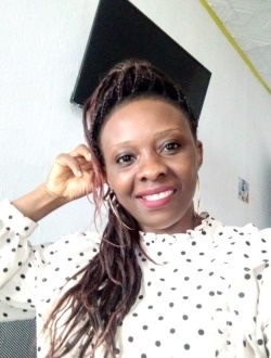 Profil de Albertine, une femme célibataire de 37 ans à Yaoundé