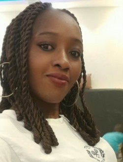 Profil de Diana, une femme célibataire de 34 ans à Cotonou