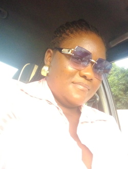 Profil de Fidèle, une femme célibataire de 32 ans à Lomé