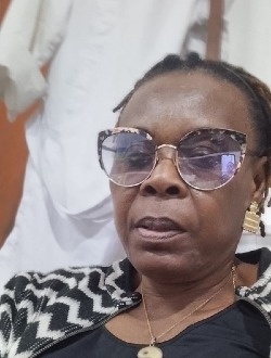 Profil de Marie Béatrice, une femme célibataire de 54 ans à Yaoundé