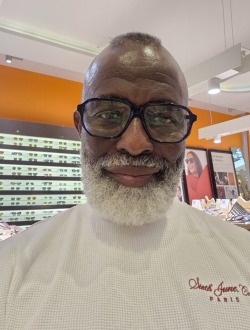 Profil de Jean-Marie, un homme célibataire de 60 ans à Saint-Raphaël