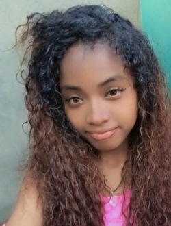 Profil de Hanja, une femme célibataire de 18 ans à 67 Ha