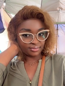 Profil de Raïssa, une femme célibataire de 30 ans à Yaoundé