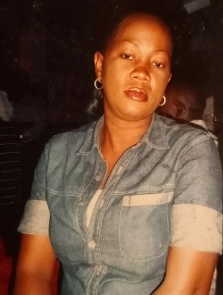 Profil de Ella Kossa, une femme célibataire de 39 ans à Brazzaville