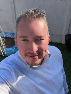 Profil de Yves, un homme célibataire de 45 ans à Mouscron
