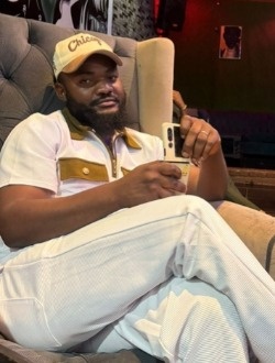 Profil de Jonathan, un homme célibataire de 28 ans à Kolwezi