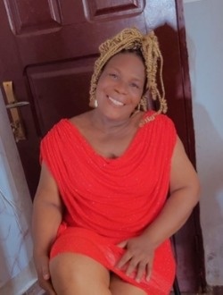Profil de Julie, une femme célibataire de 57 ans à Yaoundé