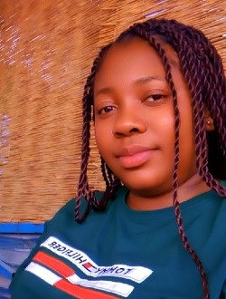 Profil de Ta Plume D'Or, une femme célibataire de 28 ans à Maroua
