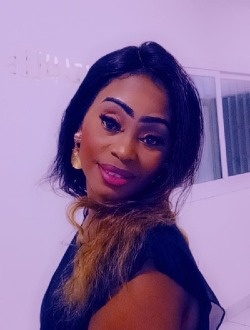 Profil de Divine Grâce, une femme célibataire de 42 ans à Abaga