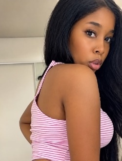 Profil de Lifa, une femme célibataire de 25 ans à Dakar