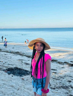 Profil de Razafindraketaka, une femme célibataire de 33 ans à Mahajanga
