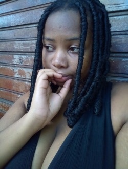 Profil de Angèle, une femme célibataire de 22 ans à Aharana