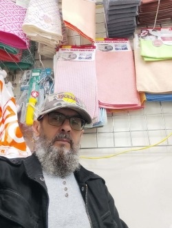 Profil de Abdelhak, un homme célibataire de 59 ans à Annaba