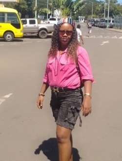 Profil de Vitatsara, une femme célibataire de 45 ans à Antsiranana
