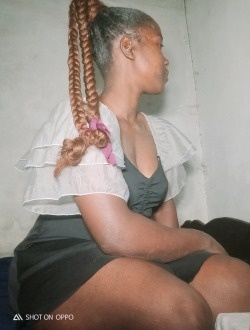Profil de Vola, une femme célibataire de 26 ans à Antananarivo