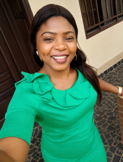 Profil de Yolissa Belys, une femme célibataire de 33 ans à Yaoundé