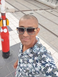 profile picture 0