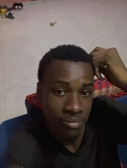Profil de Florent, un homme célibataire de 19 ans à Libreville
