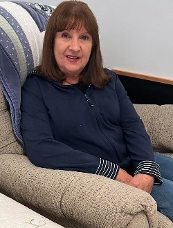 Profil de Michele, une femme célibataire de 75 ans à Le Vieux-Longueuil