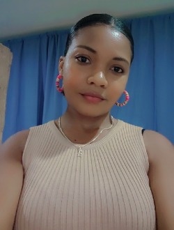Profil de Lucianah, une femme célibataire de 22 ans à Alasora