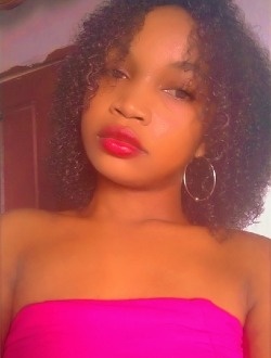 Profil de Emilienne, une femme célibataire de 27 ans à Toamasina