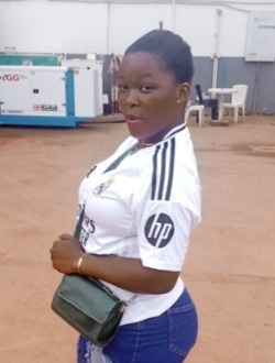Profil de Diane, une femme célibataire de 28 ans à Meyo-Centre