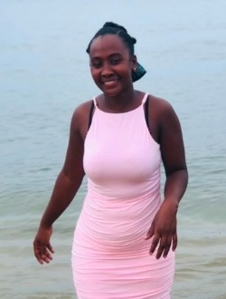 Profil de Michella, une femme célibataire de 26 ans à Toamasina
