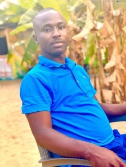 Profil de Alain, un homme célibataire de 40 ans à Abidjan
