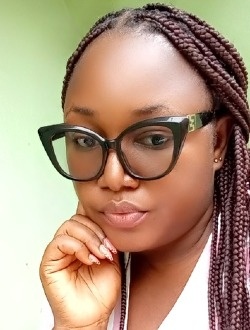 Profil de Givir, une femme célibataire de 34 ans à Yaoundé