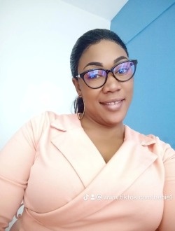 Profil de Miwa, une femme célibataire de 40 ans à Cotonou