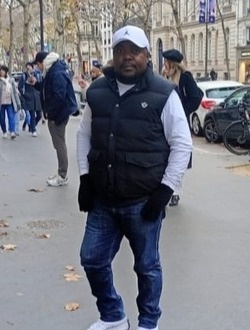 Profil de Emile, un homme célibataire de 41 ans à Yaoundé
