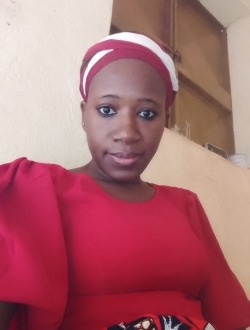 Profil de Rafi, une femme célibataire de 37 ans à 1200 Logements