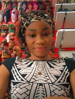 Profil de Vivi, une femme célibataire de 34 ans à Douala