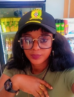 Profil de Calixte, une femme célibataire de 35 ans à Yaoundé