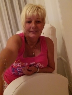 Profil de Jacqueline, une femme célibataire de 67 ans à Sorel-Tracy