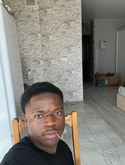 Profil de Le Grand, un homme célibataire de 24 ans à Douala
