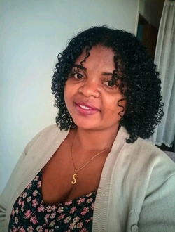 Profil de Syrna, une femme célibataire de 32 ans à 1ER Arrondissement